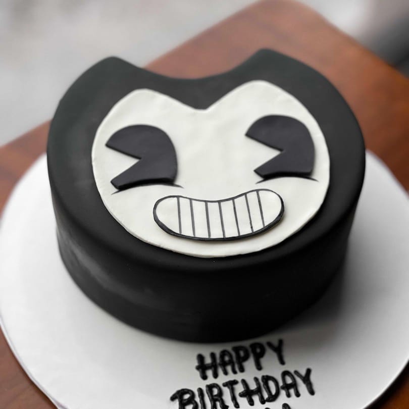 Videogame Custom Shaped Cake